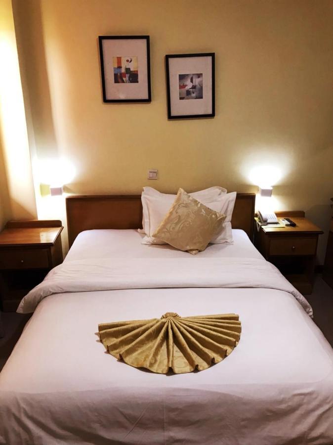 טמה Hotel Marjorie 'Y' מראה חיצוני תמונה