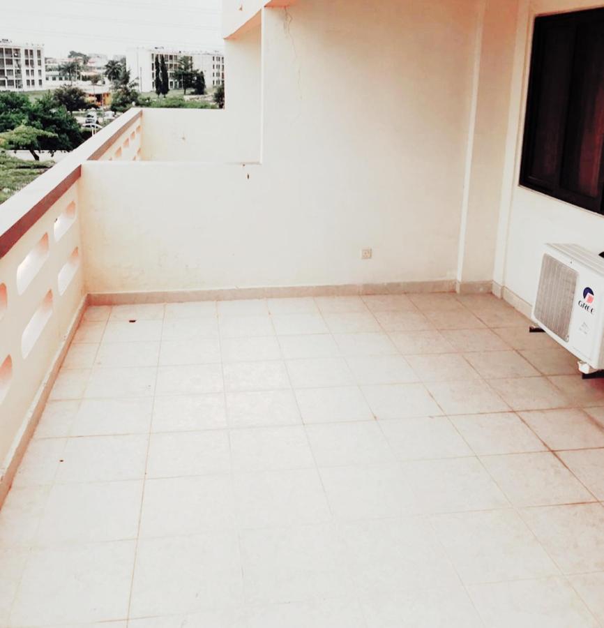 טמה Hotel Marjorie 'Y' מראה חיצוני תמונה